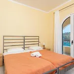 Katerina Walk To Sea Views Ac